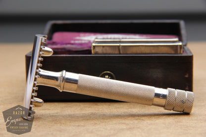 Gillette 1920 Silver Single Ring Old Type Set in Leather Case w/ Blade Banks
