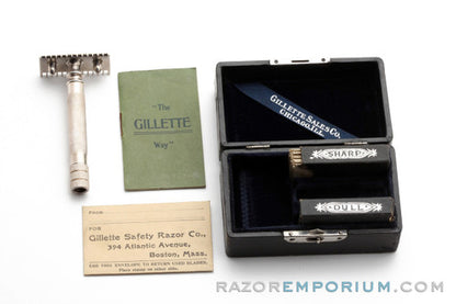 1906 Gillette Double Ring Old Type Safety Razor Set w/ Case Chicago and Sealed Blades