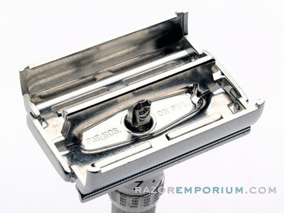 1962 H1 Gillette Slim Adjustable DE Safety Razor Nickel w/ Gold Case & Blade Bank