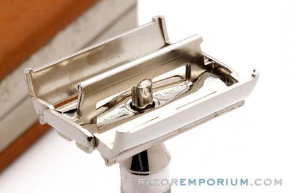 1948 Gillette Executive DE Safety Razor in Ostrich Leather Case