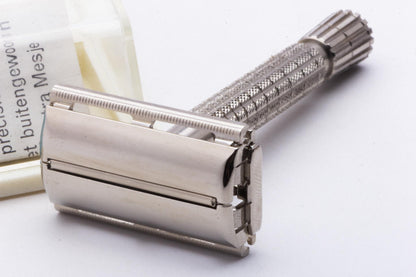 1940's Gillette British Rocket Flare Tip Double Edge Safety Razor Set| Original Condition