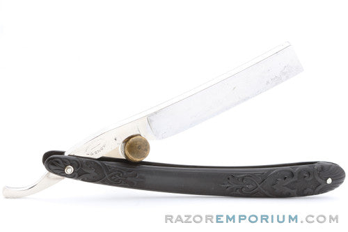 5/8" Clauss 702 Fremont, Ohio USA Square Point Straight Razor