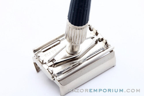 1967 Gillette Knack Double Edge Safety Razor M4
