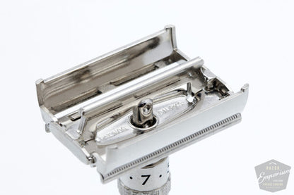Gillette 1966 Slim Adjustable L1 | Double Edge Safety Razor