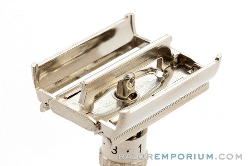 1967 Gillette Slim Adjustable | DE Safety Razor M1