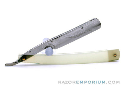 5/8" Harrison Bros. & Howson "Monday" Straight Razor | England