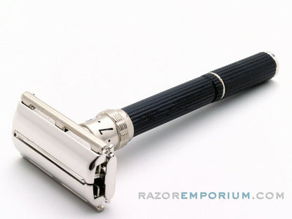 1970 P4 Gillette Super Adjustable 109 Safety Razor