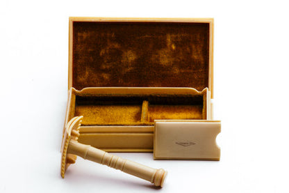 1920's Tuskeloid Open Comb Double Edge Safety Razor