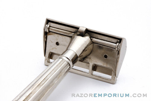 1930's Gem Micromatic Bullet Tip Single Edge Safety Razor | Factory Nickel Revamp