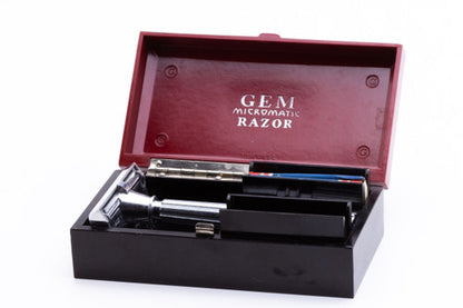 1930's Gem Micromatic Razor Single Edge in Maroon Case