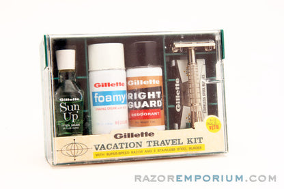 1955 Gillette A3 Flair Tip Super Speed Safety Razor Vacation & Travel Kit