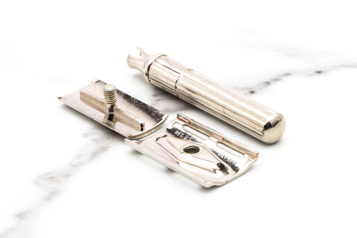 1947-51 Gillette Fat Handle Tech Thee Piece Double Edge Safety Razor Set | Original Condition
