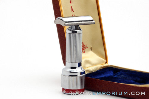 1940's Stahly Live Blade Wind-Up Vibrating DE Safety Razor Set