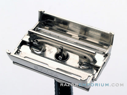 1970's Schick Double Edge Safety Razor