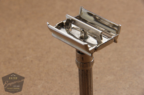 Gillette 1965 Slim Adjustable DE Safety Razor - K1
