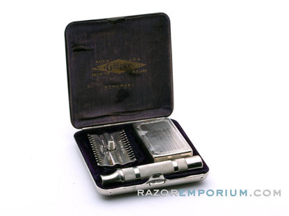 1930's Gillette NEW Long Comb Somerset Travel DE Razor Set