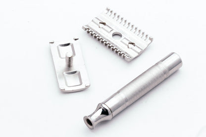 1930's Gillette Goodwill DE Safety Razor Unique Knurling Stamped Head Nickel Revamp