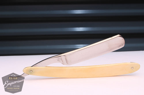 5/8" Wilkinson Special Pall Mall Hollow w/ Celluloid Scales - Friday
