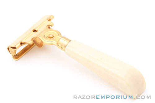 1950's Eversharp Schick Gold Injector Razor + Cream Bakelite Handle