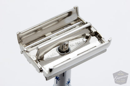 1966 Gillette L1 Blue Star Lady Gillette Double Edge Safety Razor