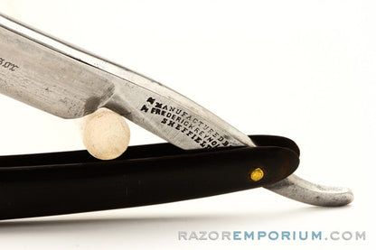 5/8" Frederick Reynolds 'The Gentleman's Razor' Straight Razor | Sheffield, England
