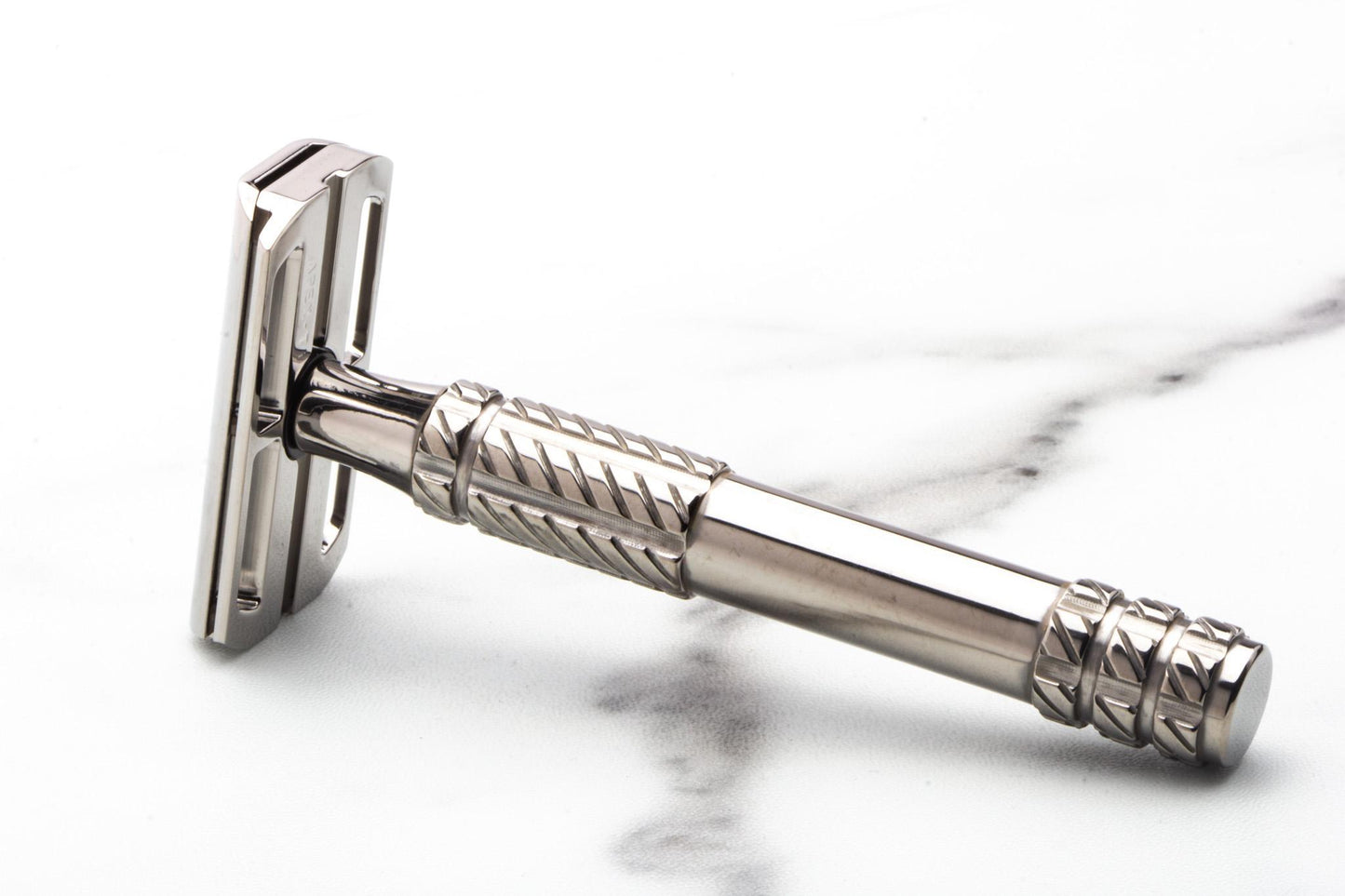 Aylsworth Razors | The APEX-Ti Polished Plus Double Edge Safety Razor
