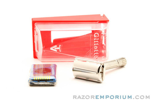 1958 D1 Gillette TV Super Speed Razor Set in Original Red Case w/ Blades