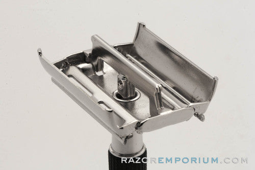 1988 I1 Gillette Black Handle Super Speed Safety Razor