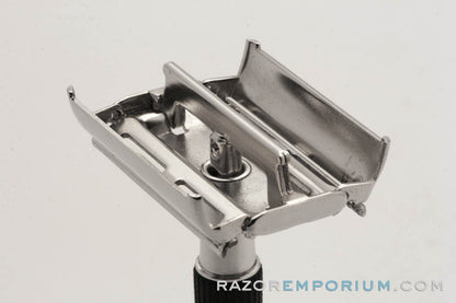 1988 I1 Gillette Black Handle Super Speed Safety Razor