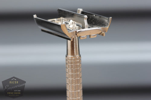 Gillette 1954 Flair Tip Super Speed (DE) Safety Razor - Z3