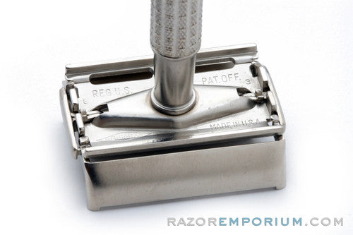 1955 Gillette Flair Tip DE Super Speed Safety Razor A4