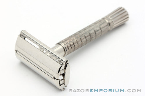 1966 Gillette L3 Flare Tip Super Speed Safety DE Razor