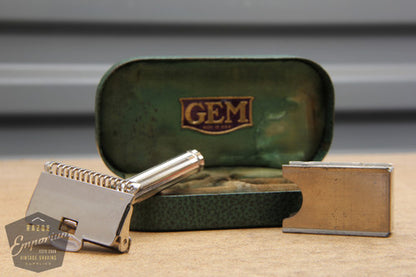 Gem 1912 - Style Single Edge Safety Razor w/ Green Leather Snap Case