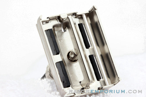 1983 Gillette Super Adjustable "Black Beauty" Double Edge Safety Razor D1