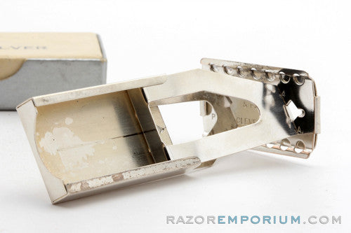 1950's Travalong Folding Double Edge Travel Safety Razor