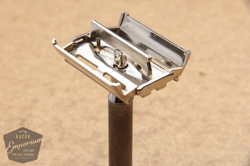 Gillette 1951 Black Tip DE Super Speed - W3