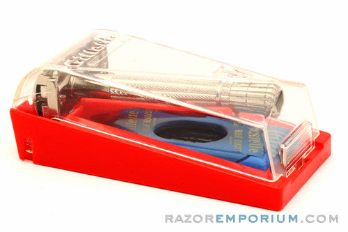 1958 D2 Gillette TV Super Speed Razor Set in Original Red Case w/ Blades