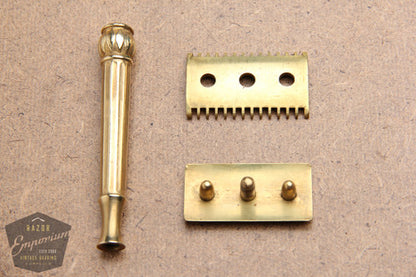 Gillette 1920's Basketweave Pocket Edition - Old Type  (DE) Travel Set