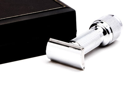 1940s Stahly Live Blade Wind-Up Vibrating DE Safety Razor With Case