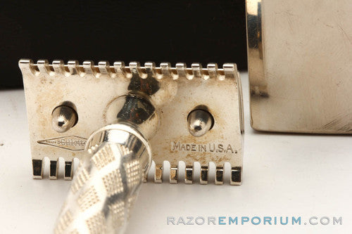 Gillette 1921 Silver New Standard Razor in Original Leather Case w/ Blade Bank