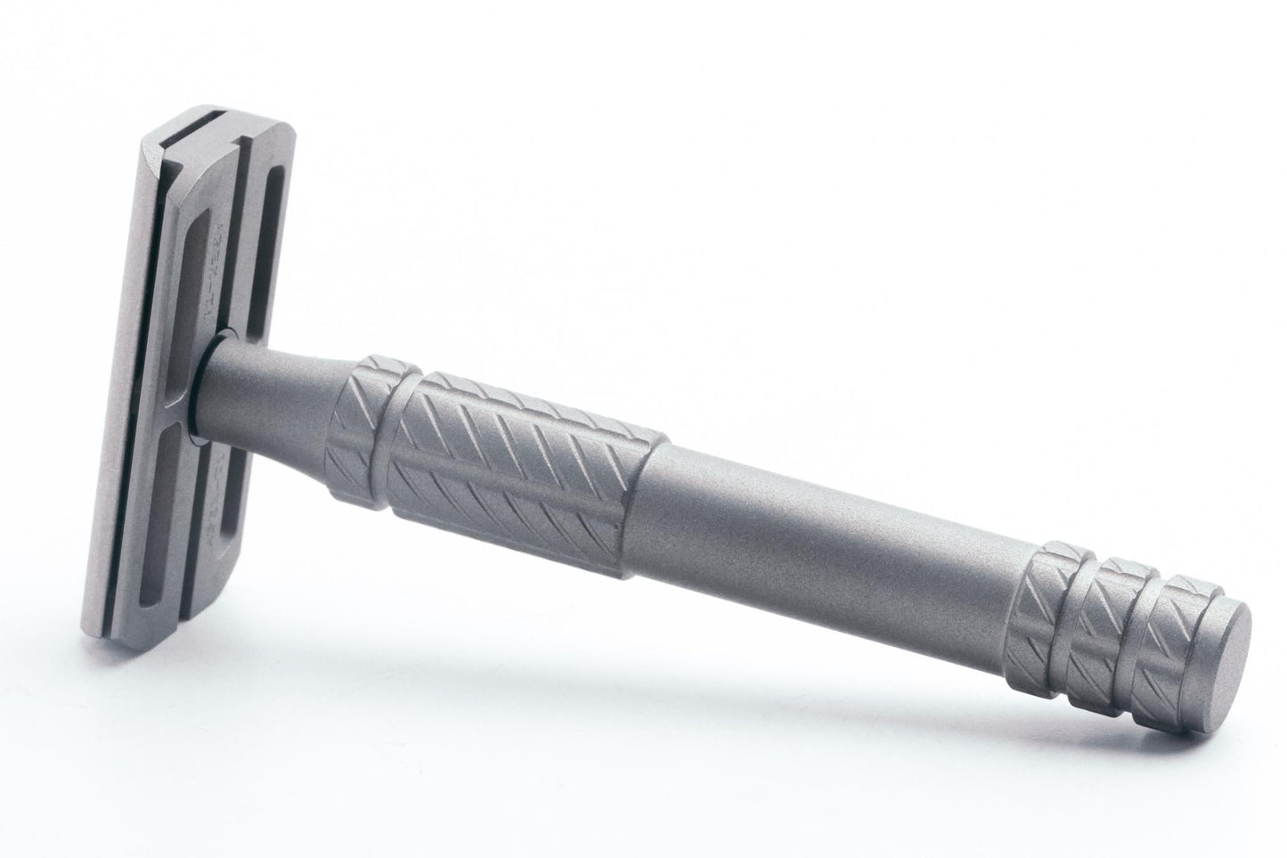 Aylsworth Razors | The APEX-Ti Satin Plus Double Edge Safety Razor