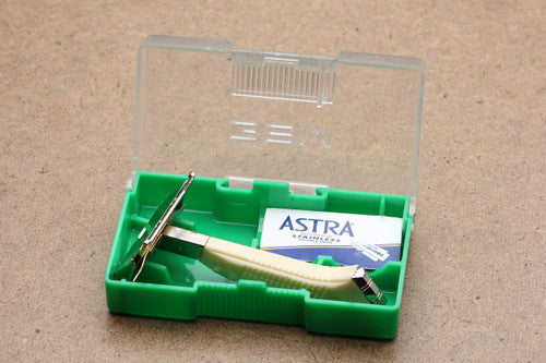 GEM 1950's G-Bar Single Edge Razor Green Case