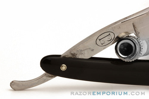 11/16'' P.V.D. Lippen & Co Straight Razor | Ohligs-Solingen, Germany