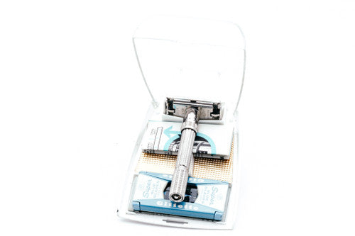 1962 H2 Gillette Slim Adjustable DE Safety Razor w/ Gold Case & Blade Bank