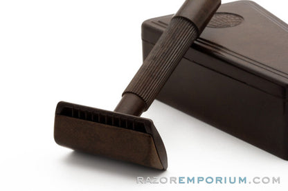 1931 Phillips 'Philite' Plastic Double Edge Safety Razor Set