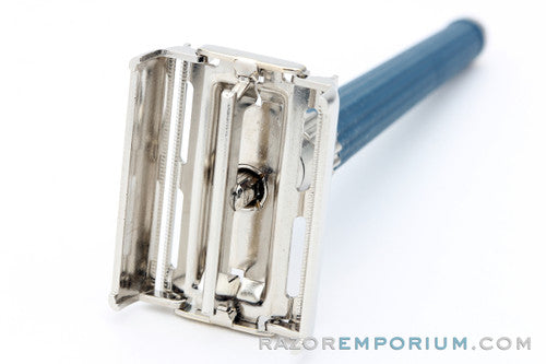 1977 X1 Gillette Knack Double Edge Safety Razor