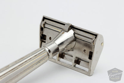 1940's Gem Micromatic Bullet Tip TTO SE Safety Razor