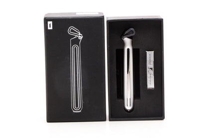 OneBlade | Core White Pivoting Single Edge Razor With Stand | Pre-Owned