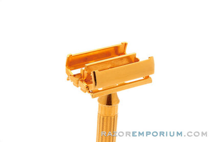 1941 Gillette Gold Regent Tech w/  Leather Case and Original Blade Bank