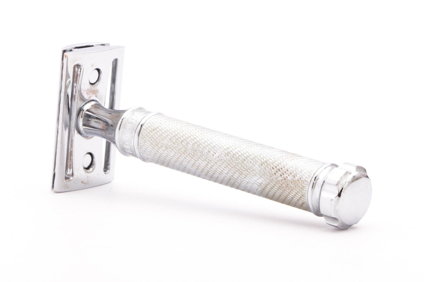 MÜHLE | Three Piece Chrome Double Edge Safety Razor